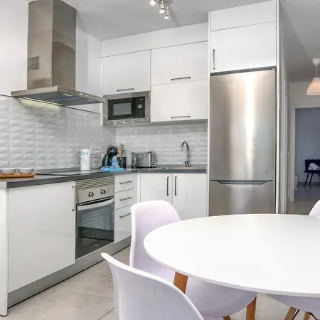 Sunset View Modern Private Poolside 別荘 *