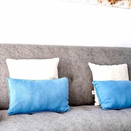 Holiday home Sunset View Modern Private Poolside