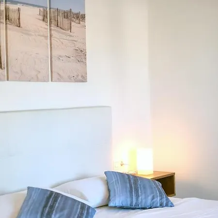 Sunset View Modern Private Poolside Holiday home Costa Teguise